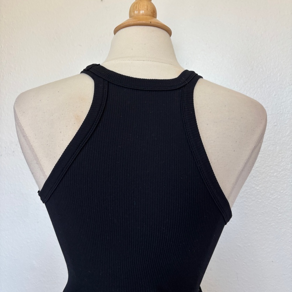 Solid Black Ribbed Halter Tank Top - Picture 4 of 8